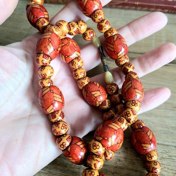 African wooden hand painted beads necklace. - Picture 3 of 7